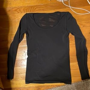 Lululemon mesh long sleeved shirt